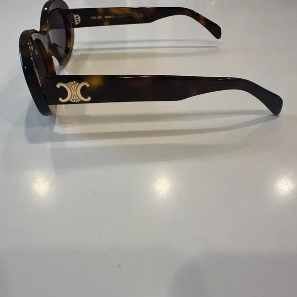 Celine Triomphe Oval Sunglasses - Picture 2 of 4